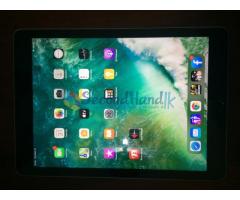 Original Apple i Pad 5th Gen 32 GB