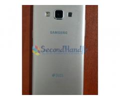 Samsung Galaxy A5 (SM-A500G)