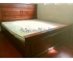 super king size teak box model bed with spring mettres