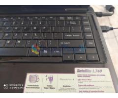 Toshiba satellite L740