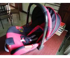 Baby car seat / Baby carrier