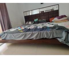 MAHAGONI KING SIZE BED