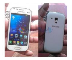 Samsung Galaxy S Duos S7562