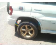 Mitsubishi Pajero IO 4 Wheel Drive JEEP