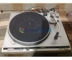 Technics Turn Table