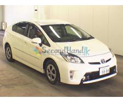 Toyota Prius S-Grade-2012