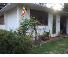 House with Land - Kandy - Amunugama for immediate sale