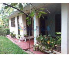House with Land - Kandy - Amunugama for immediate sale