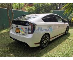 Prius GS 2013