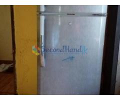 LG GREEN LIFE TWO DOOR 6 FEET REFRIGERATOR FOR URGENT SALE