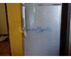 LG GREEN LIFE TWO DOOR 6 FEET REFRIGERATOR FOR URGENT SALE