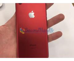 iPhone 7 red