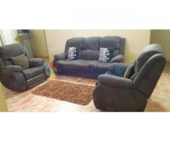 Sofa set with recliner